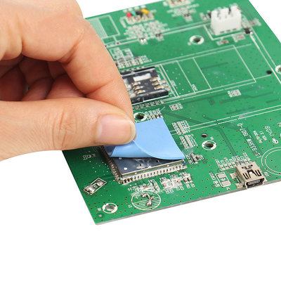 3W/m·K 0,3~10mm Hohe Wärmeleitfähigkeit Elektronische Komponenten Wärmeleitfächer